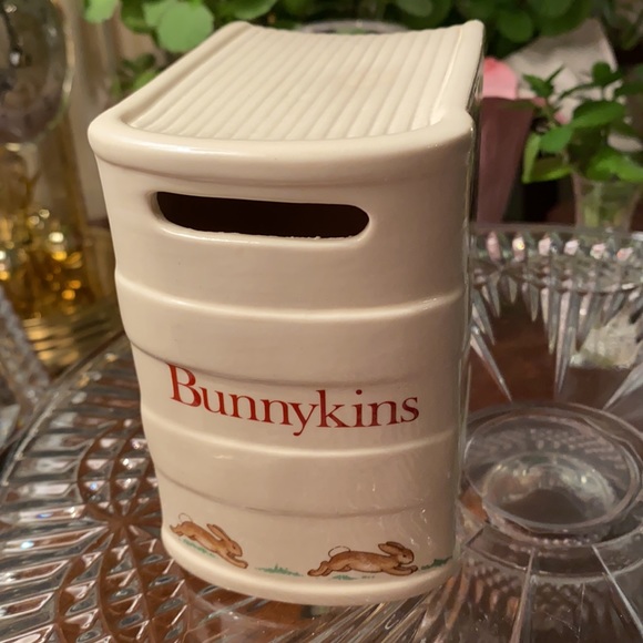 Bunnykins by Royal Doulton Bank - Picture 3 of 4